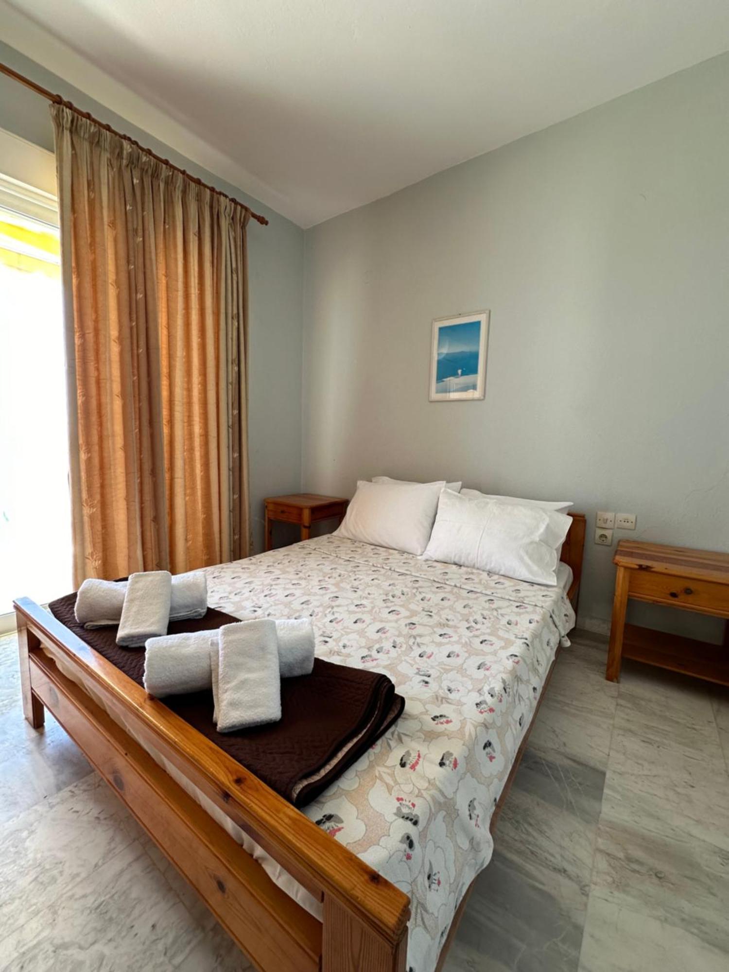 Olympic Beach Rooms Exterior photo