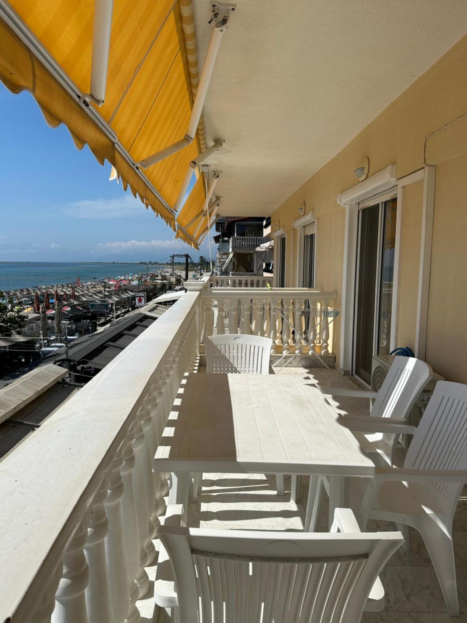 Olympic Beach Rooms Exterior photo